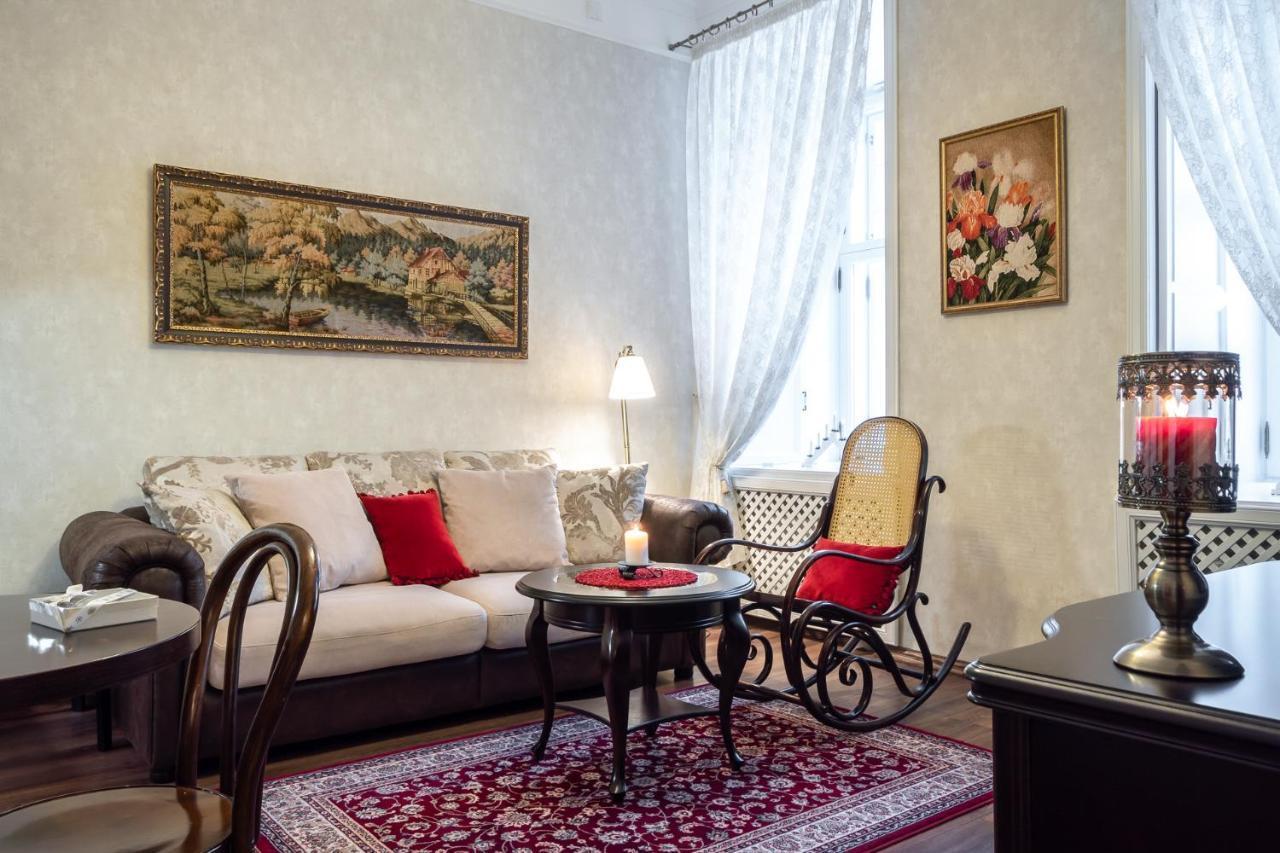 Classic Apartments In Old Town タリン エクステリア 写真